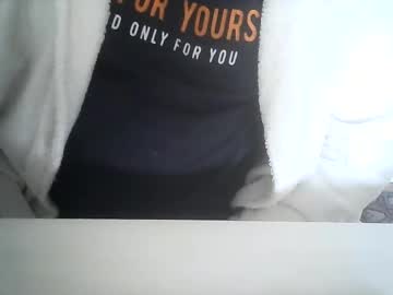Ahmole Chaturbate stream image from February 15, 2025