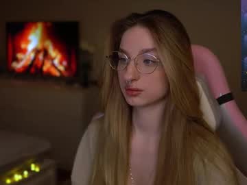 Lexy_Kiky Chaturbate stream image from February 15, 2025