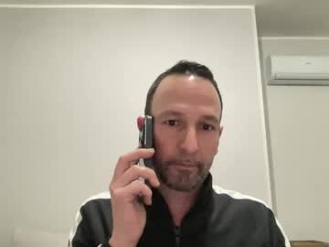 Peppinslosqualo Chaturbate stream image from February 15, 2025