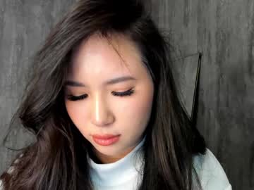 Amina_Artin Chaturbate stream image from February 15, 2025