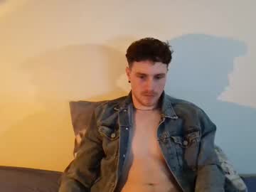 Eliotgreen Chaturbate stream image from February 15, 2025