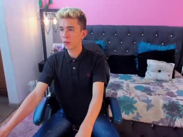 Juaan_Dii Chaturbate stream image from February 15, 2025