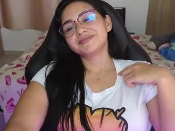 Angeleslinda Chaturbate stream image from February 15, 2025