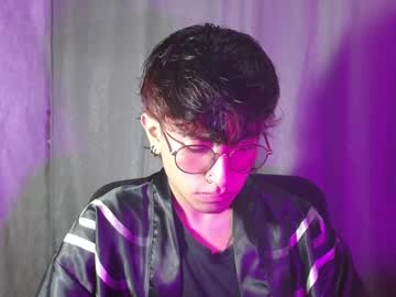 Eather_Luxury Chaturbate stream image from February 15, 2025