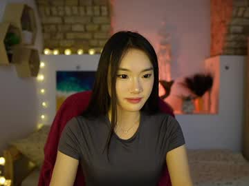 Allyah_Sky Chaturbate stream image from February 15, 2025