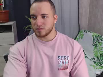 Chris_Huntter Chaturbate stream image from February 15, 2025