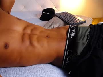 Chris_Weell Chaturbate stream image from February 15, 2025