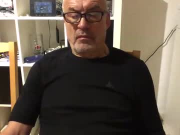 Eddelmar Chaturbate stream image from February 15, 2025