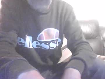 Icemandude Chaturbate stream image from February 15, 2025