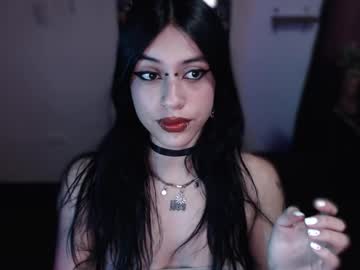 Kattze Chaturbate stream image from February 15, 2025