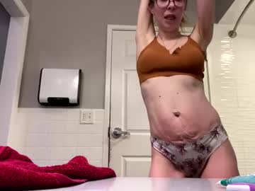 Mizzheatha Chaturbate stream image from February 15, 2025