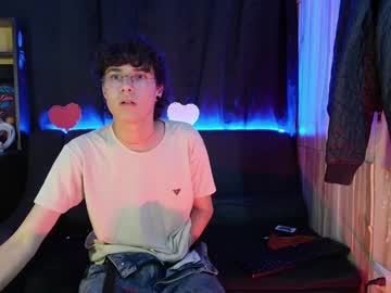 Jeam_Hot Chaturbate stream image from February 15, 2025
