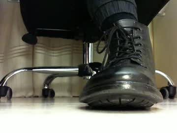 Pablomenesssl Chaturbate stream image from February 15, 2025
