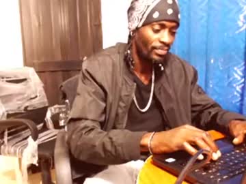 Phillipp_Hott Chaturbate stream image from February 15, 2025