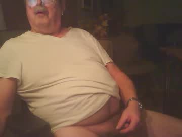 Isfuntochathere Chaturbate stream image from February 15, 2025