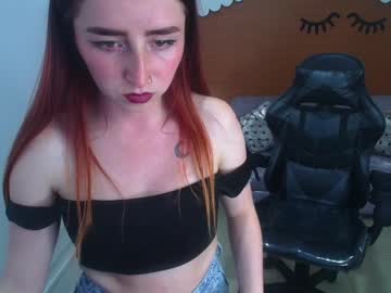 Maily_T Chaturbate stream image from February 15, 2025