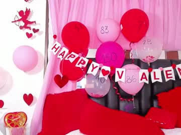 Milfaura_ Chaturbate stream image from February 15, 2025