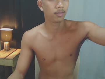 Sweet_Guyxx Chaturbate stream image from February 15, 2025