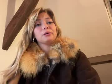 Clairethompsonn Chaturbate stream image from February 15, 2025