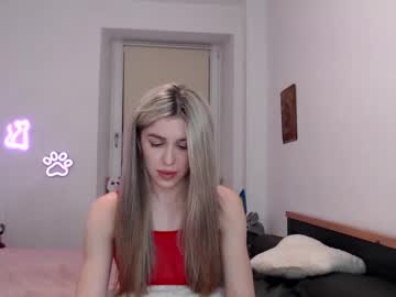 Hot_Berry69 Chaturbate stream image from February 15, 2025