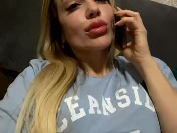 Lolastiv Chaturbate stream image from February 15, 2025