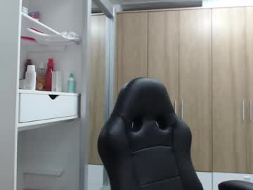 Roxanalove7 Chaturbate stream image from February 15, 2025