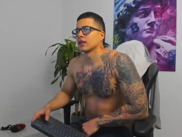 Andrewmaterazzi Chaturbate stream image from February 16, 2025