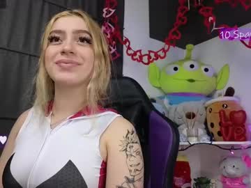 Emma_Su Chaturbate stream image from February 16, 2025