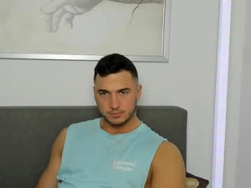 Paulblack021 Chaturbate stream image from February 16, 2025