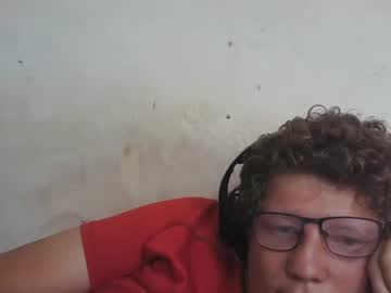 Red454games454 Chaturbate stream image from February 16, 2025