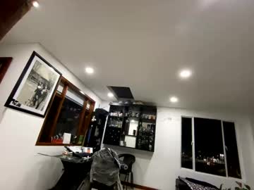 Xiao_Xiao444 Chaturbate stream image from February 16, 2025