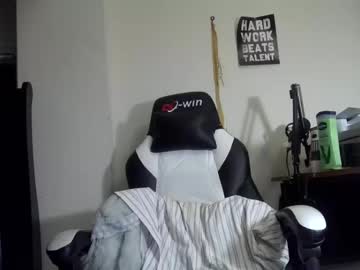 11inchtattedtrinibad Chaturbate stream image from February 16, 2025