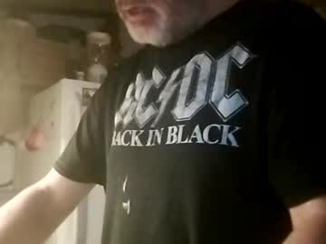 Gump2427 Chaturbate stream image from February 16, 2025