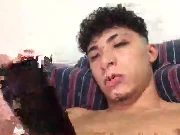 Ramiroo2312 Chaturbate stream image from February 16, 2025