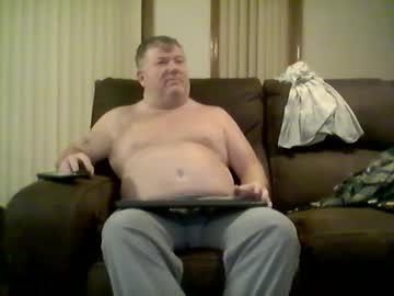 Redpole4u Chaturbate stream image from February 16, 2025
