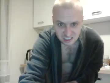 Andrew3356577 Chaturbate stream image from February 16, 2025