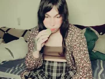 Evelyn420521 Chaturbate stream image from February 16, 2025