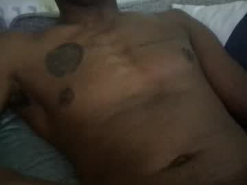 Fantasticdeee Chaturbate stream image from February 16, 2025