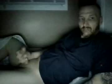 Jason198125 Chaturbate stream image from February 16, 2025