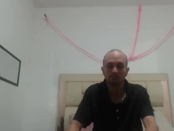 Jhontorres018 Chaturbate stream image from February 16, 2025
