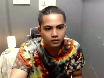 Skinnyar Chaturbate stream image from February 16, 2025