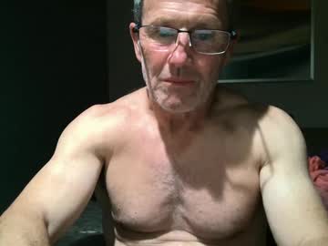 13glanmorfa Chaturbate stream image from February 16, 2025