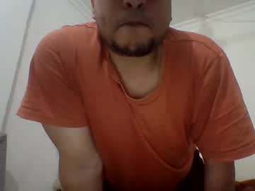 Kwt8933 Chaturbate stream image from February 16, 2025