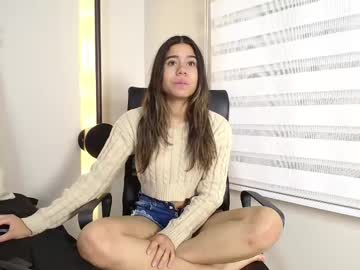 Rachell_Criss Chaturbate stream image from February 16, 2025