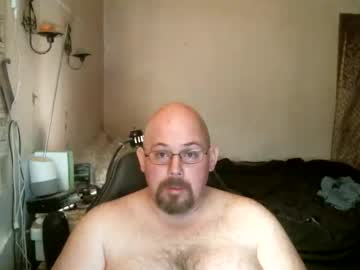 Slavejim518 Chaturbate stream image from February 16, 2025
