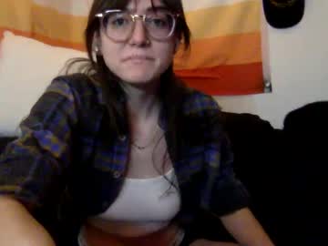Verryreign Chaturbate stream image from February 16, 2025