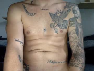 Freshguy28 Chaturbate stream image from February 16, 2025