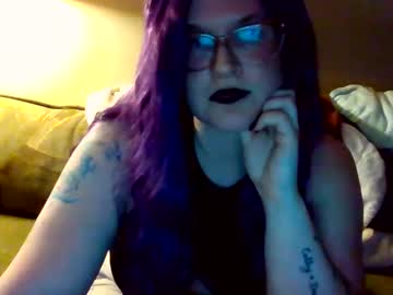 Marlowmoxie Chaturbate stream image from February 16, 2025