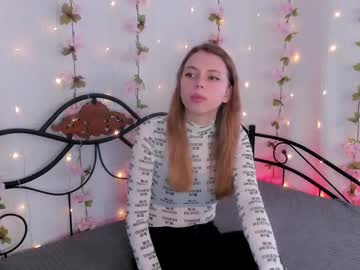 Karennash_ Chaturbate stream image from February 16, 2025