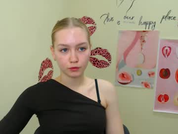 _Mademoiselle_E Chaturbate stream image from February 16, 2025